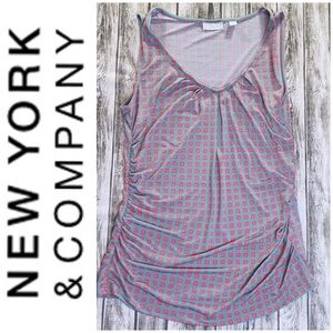 New York and Co Sleeveless Blouse Pink Grey Check